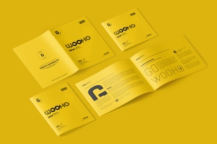 Free Magazine / Brochure Mockup