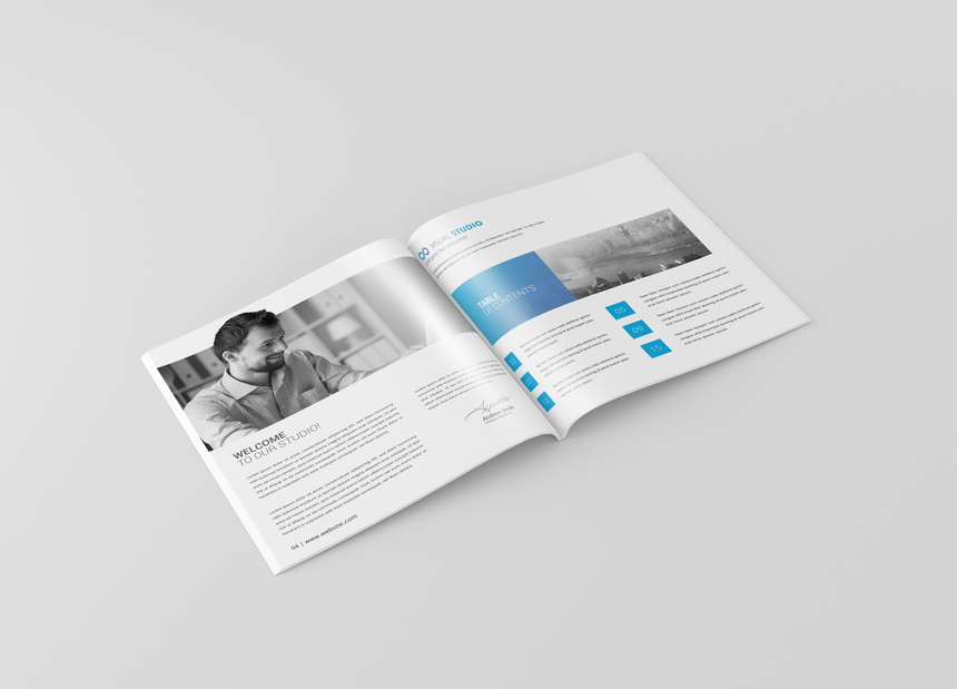 Square Magazine / Brochure Mock-Up