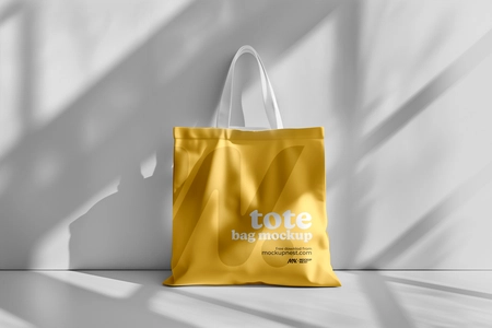 Free Tote Bag Mockup